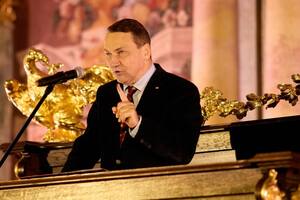 Путін у глухому куті, генерали не кажуть йому правди – Сікорський