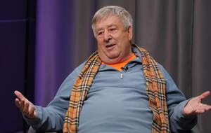 Битва пенсій. Ведучий "Миколиної погоди" випередив навіть Поплавського