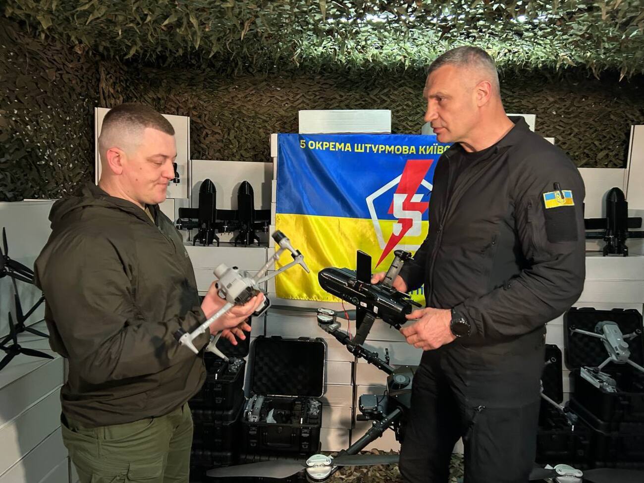 Громада Києва передала 5-й штурмовій бригаді 2 тис. безпілотників – Кличко