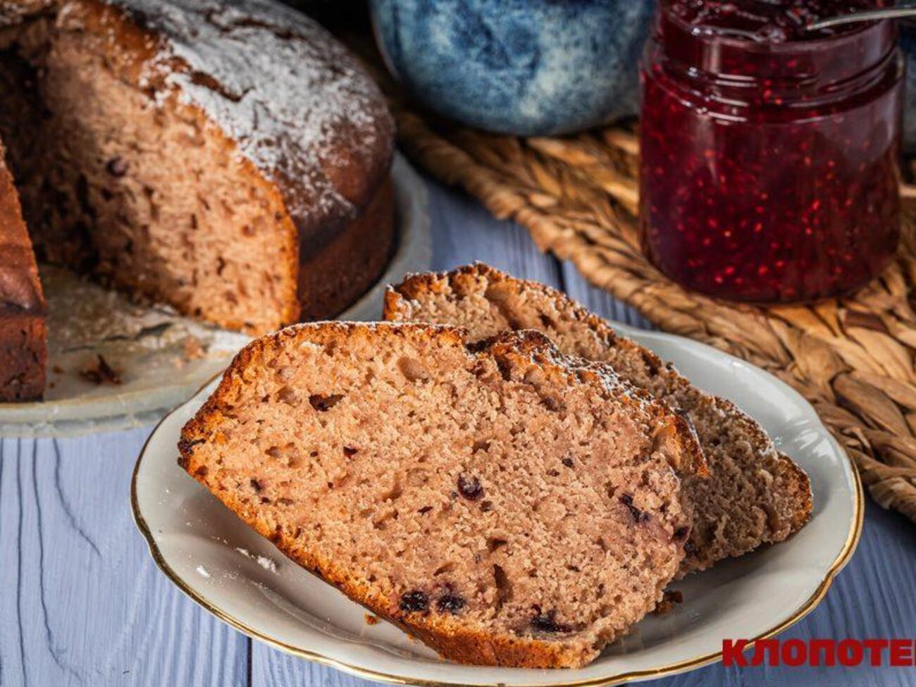 Якщо маєте банку варення – приготуйте смачний пиріг до чаю