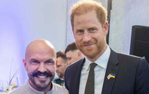 Чем принца Гарри кормили и поили в Украине, чтобы он "почувствовал ее на вкус"