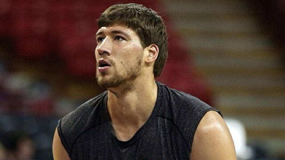 Работал в РФ после начала войны. Что известно о новом герое шоу "Холостяк"