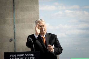 Орбан заявив про відмову від мандата в парламенті Угорщини. Журналіст припустив підготовку до втечі