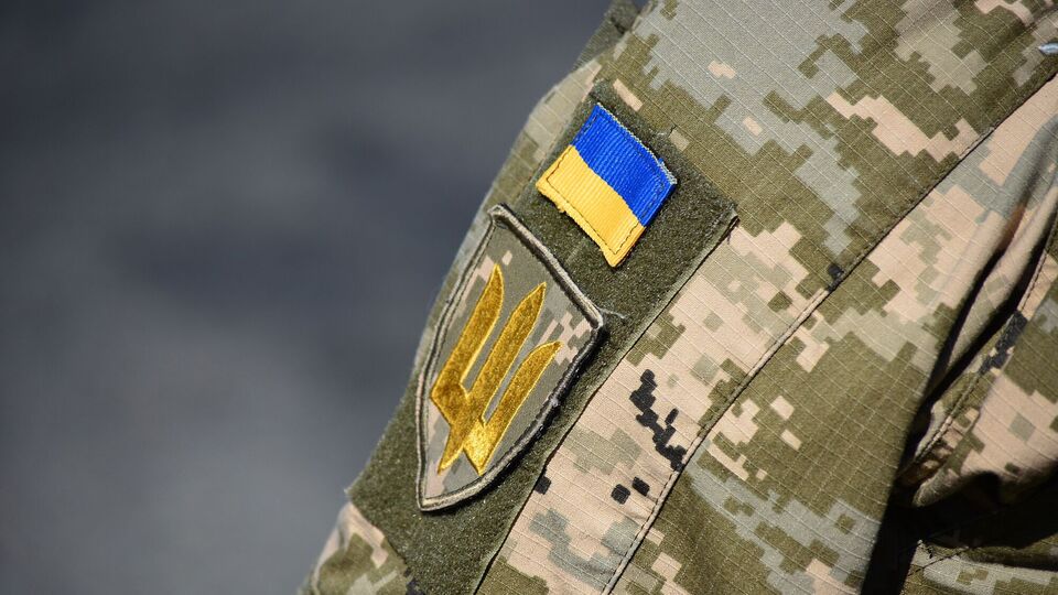 Киевский ТЦК прокомментировал новость о мобилизованном, который "выбросился из окна", и показал видео