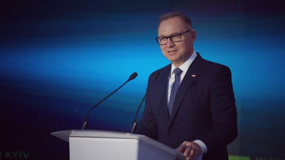 "Вільний світ не може втомитися". Дуда заявив, що історична правда покладає на Захід обов'язок перед Україною