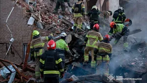 Армія РФ атакувала вісім регіонів України. Є загиблі й значні руйнування. Що відомо про наслідки удару