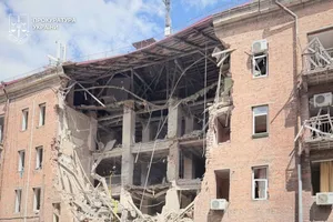 Утром российские войска нанесли удар по тому же кварталу в Днепре, что и ночью. Есть погибший и раненые