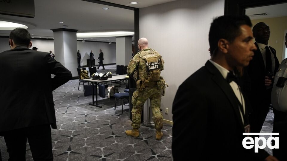 Стрелок, открывший огонь на мероприятии с участием Трампа, назвал свои цели – CBS News