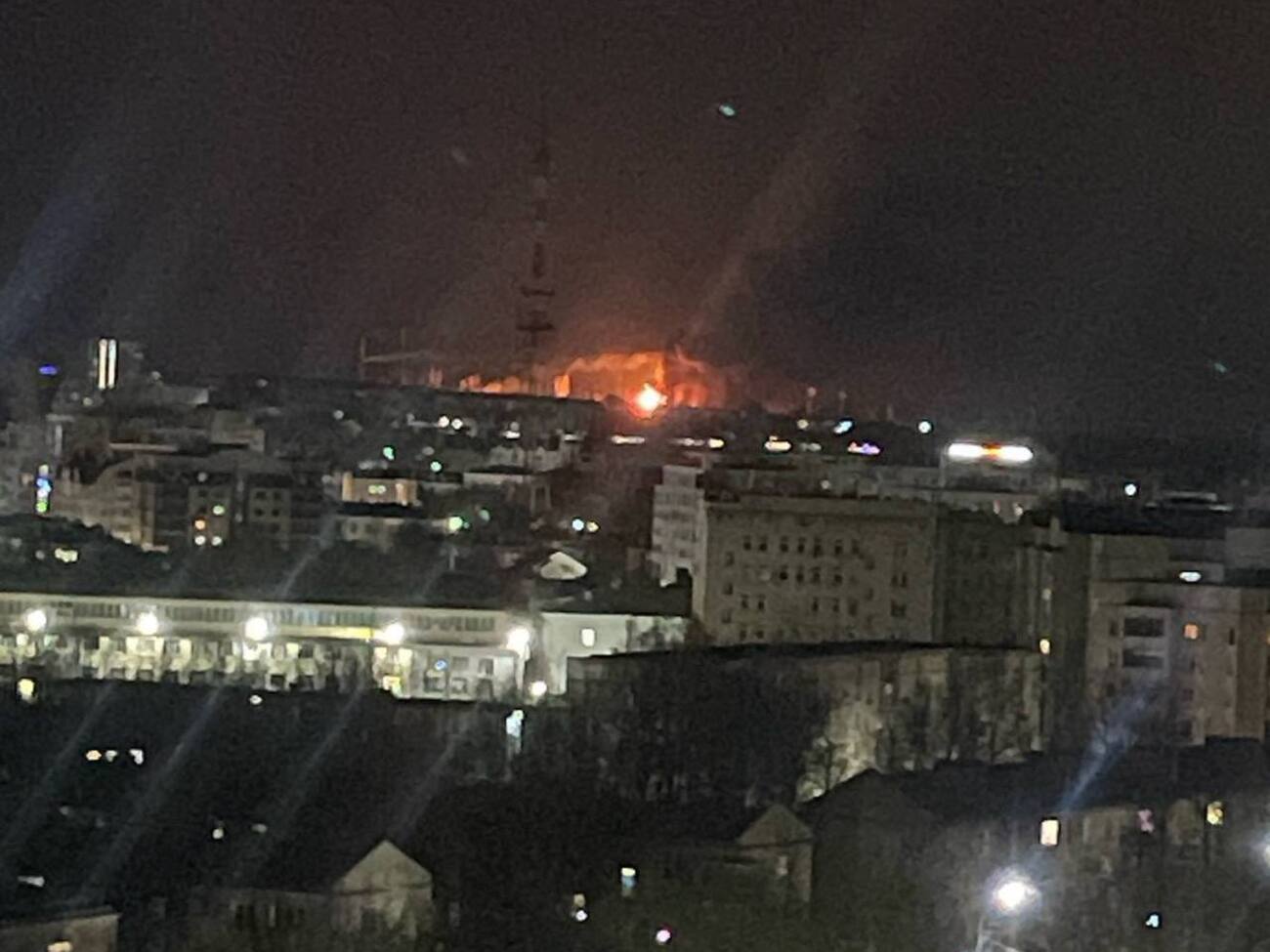 Дроны атаковали три российских области. Поврежден НПЗ и трубопровод с серной кислотой