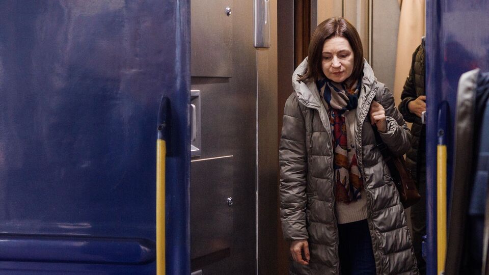 В Киев прибыла президент Молдовы. Она посетит Чернобыль