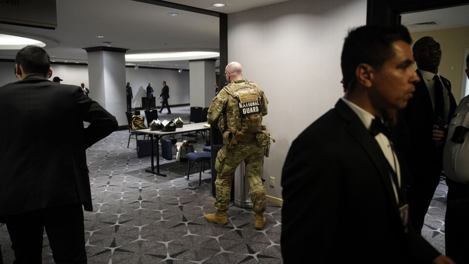 Агент Секретной службы пять раз стрелял в злоумышленника, обвиняемого в покушении на Трампа – и.о. генпроркурора