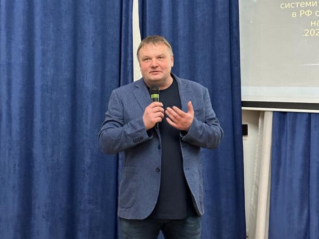 Що криється за заявою Мерца про відмову України від територій? 