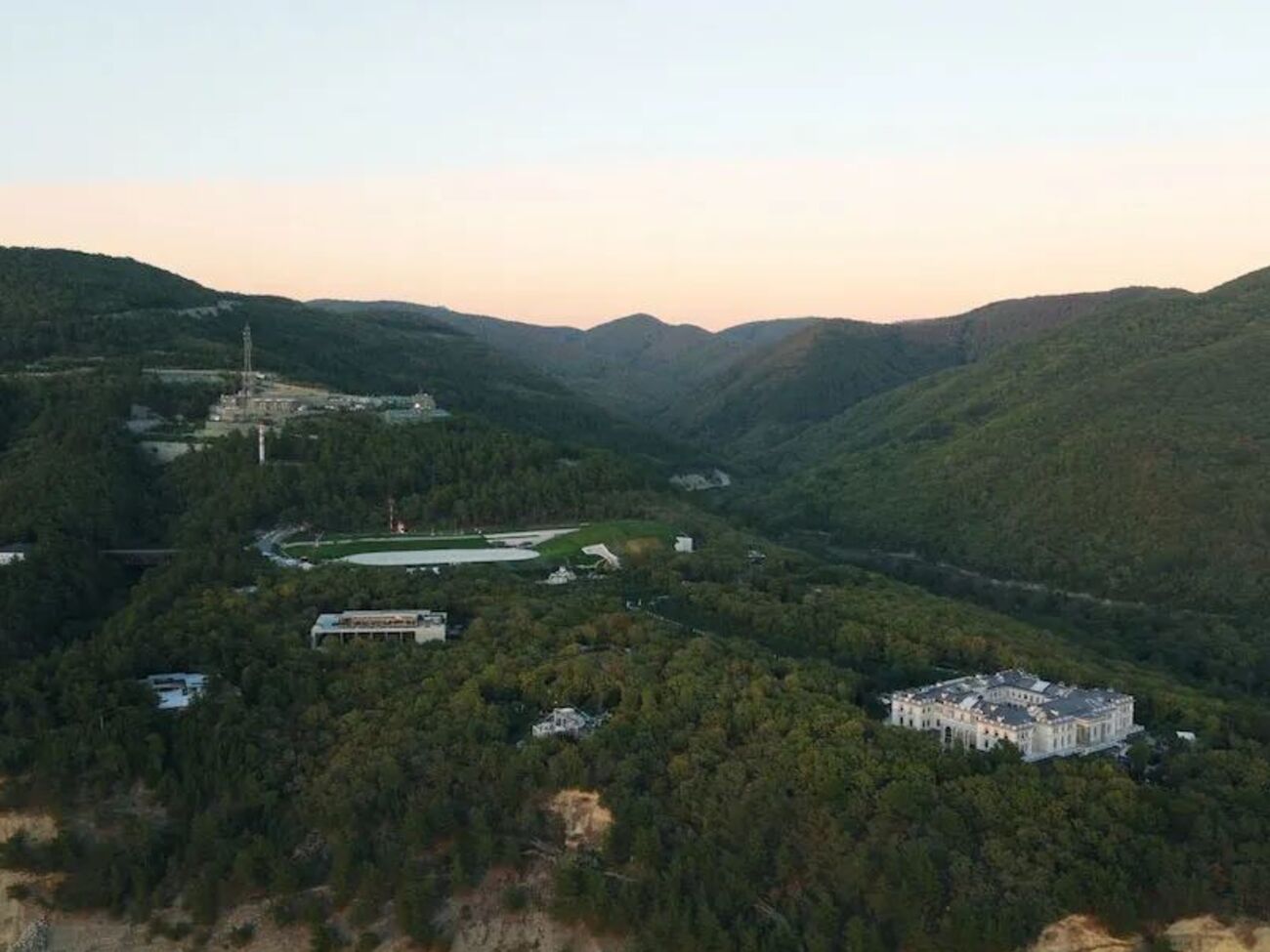 Нафтова пляма від Туапсе рухається в бік резиденції Путіна – пабліки