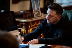 Зеленський запропонував Раді продовжити воєнний стан і мобілізацію до серпня