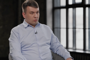 Російський Z-блогер після місяця перебування у психіатричній лікарні анонсував повалення Путіна внаслідок палацового перевороту
