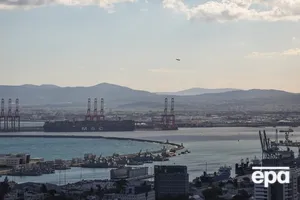 Зерно з окупованих територій у порту Хайфи. ЄС розглядає санкції проти Ізраїлю