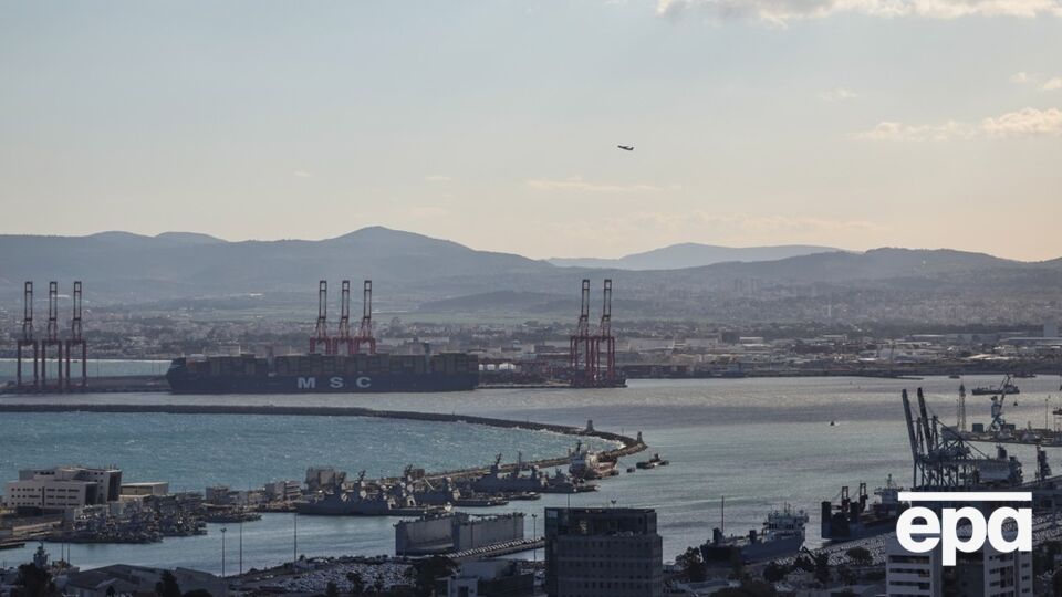 Зерно з окупованих територій у порту Хайфи. ЄС розглядає санкції проти Ізраїлю