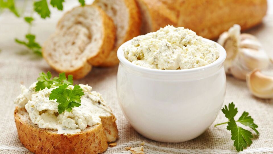 "Гості попросять рецепт після першої ложки!" Рецепт поживної ароматної намазки