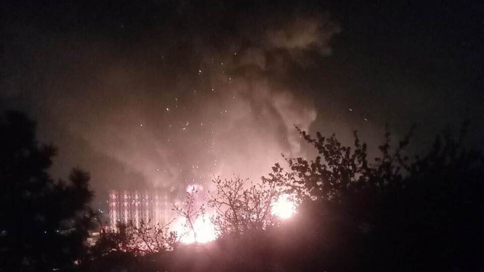 "Доброго ранку". Туапсе знову атакували дрони, на НПЗ виникла потужна пожежа