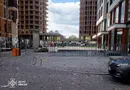 Россия в середине дня атаковала Киев. Один дрон врезался в дом, обломки другого упали на кладбище