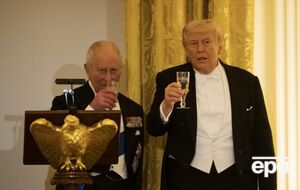 Чарльз III підколов Трампа щодо ремонту, який той розпочав у Білому домі. Відео
