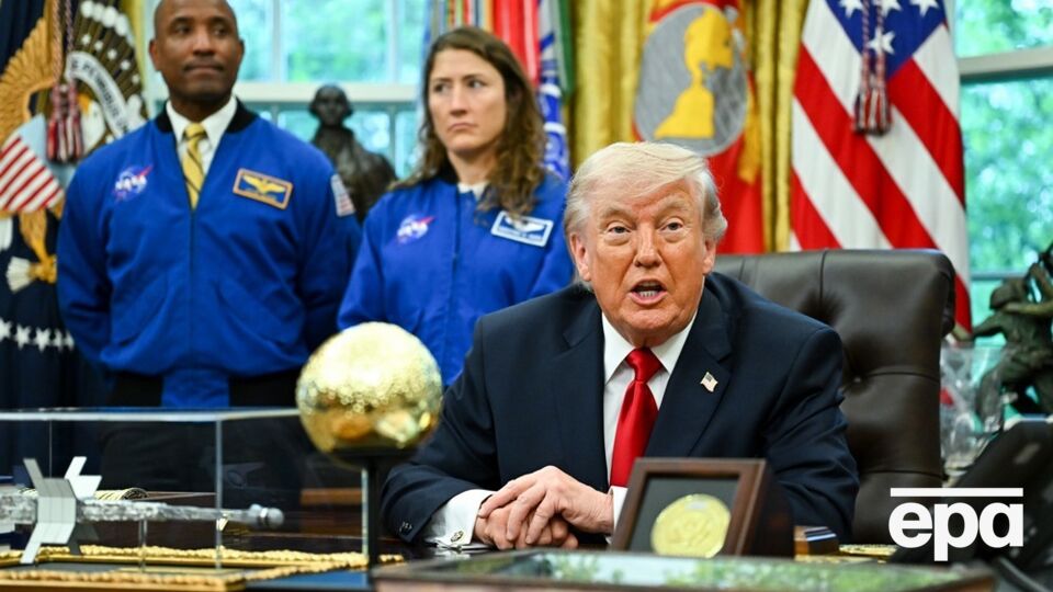 Трамп заявил, что Украина проиграла, а 159 ее военных кораблей – на дне. Вероятно, он имел в виду Иран