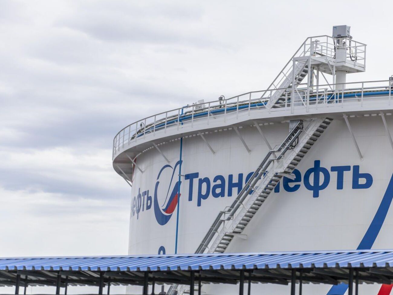 Горять майже всі резервуари. СБУ повідомила про наслідки удару по нафтоперекачувальній станції в Пермі