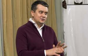 Нардеп Разумков зберігає понад 70 млн грн готівкою, його сім'я володіє шістьма оселями – Цибулько