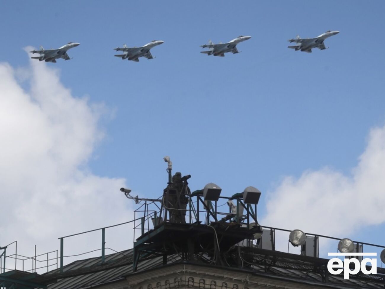 Парад із нагоди 9 травня в Москві вперше за 19 років відбудеться без військової техніки – "через оперативну ситуацію"