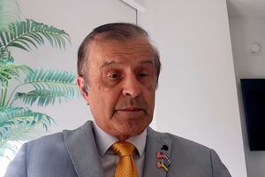 Путин сошел с ума и угрожает Трампу, бунт в России, удар по Арбату. Интервью Бацман с Пинкусом. Видео