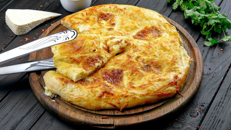 "Хочеться їсти ще і ще". Рецепт "швидкого" хачапурі без випікання