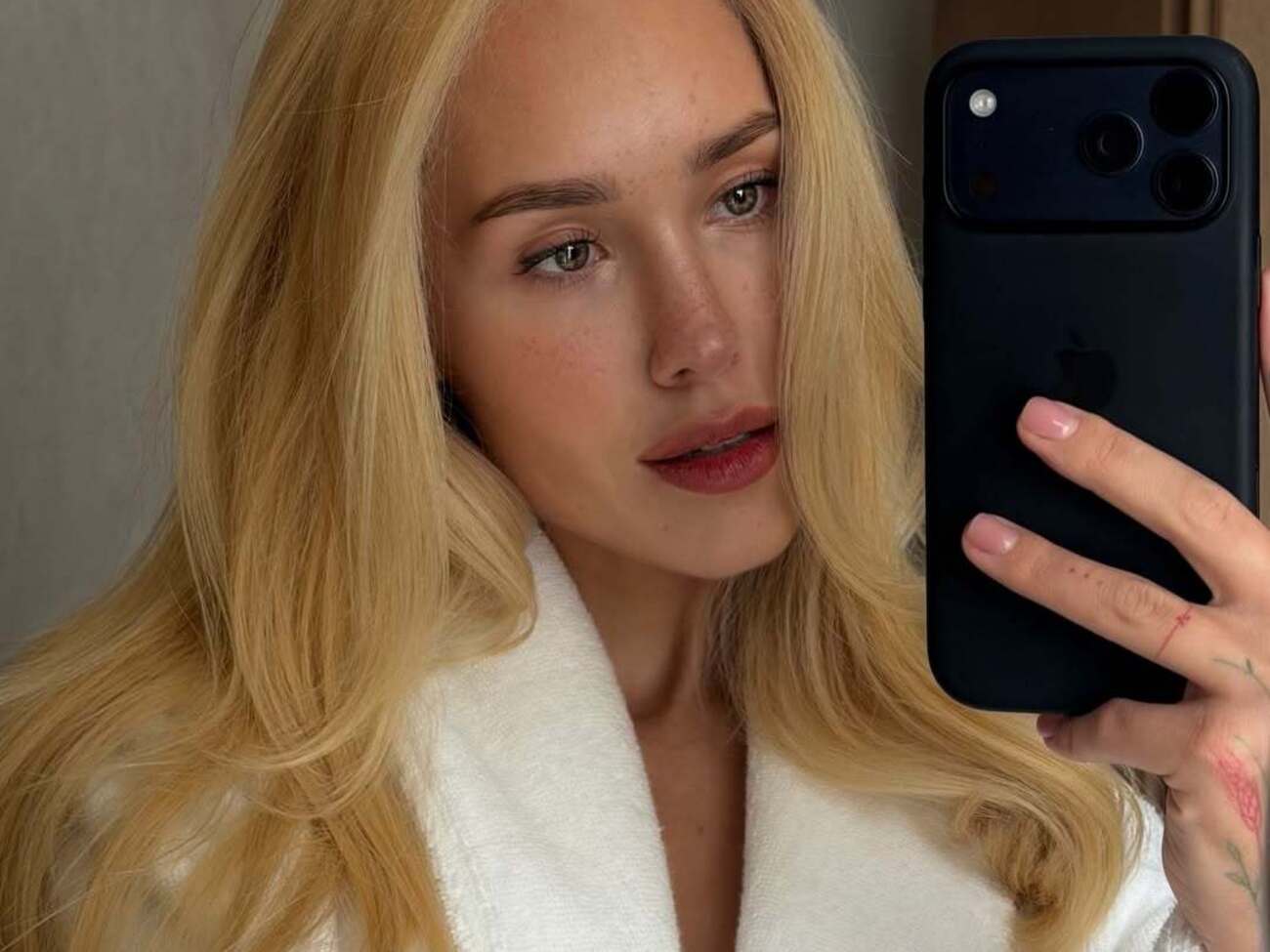 "Вагітна?" Квіткова зізналася, чи чекає на дитину від Бражка