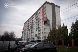 У Київській області зафіксували щонайменше три влучання по цивільній інфраструктурі, зокрема в багатоквартирний будинок, а також поблизу ветеринарної клініки й школи