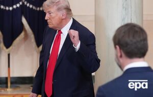 Трамп "за жодних обставин" не може просто припинити війну проти Ірану, адже це сприймуть як "політичне приниження", зазначив співрозмовник ЗМІ