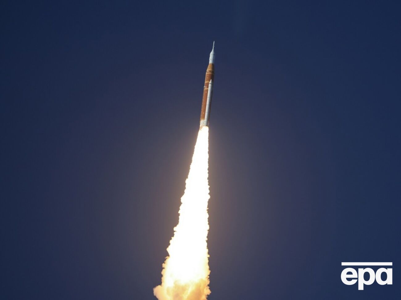 Orion уже летит в сторону Луны