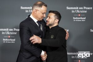 Дуда: Зателефонував Зеленський: "Анджею, летять ракети, земля тремтить. У Києві бомблять. Війна почалася"