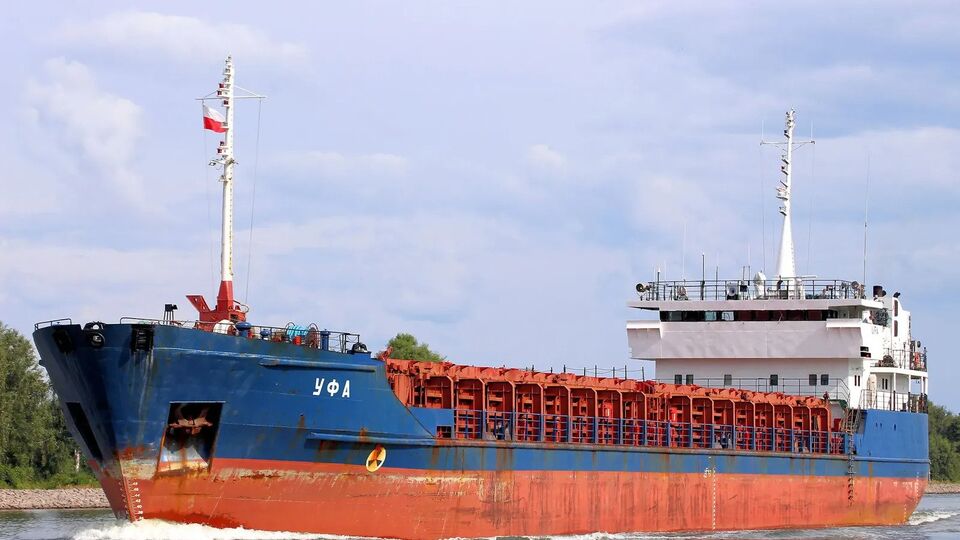 Швеция арестовала судно "тенефого флота" РФ. В ОП заявили, что это "меняет правила игры"