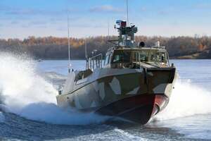 У Керченській протоці уразили російські катери, які охороняли міст. ВМС показали відео