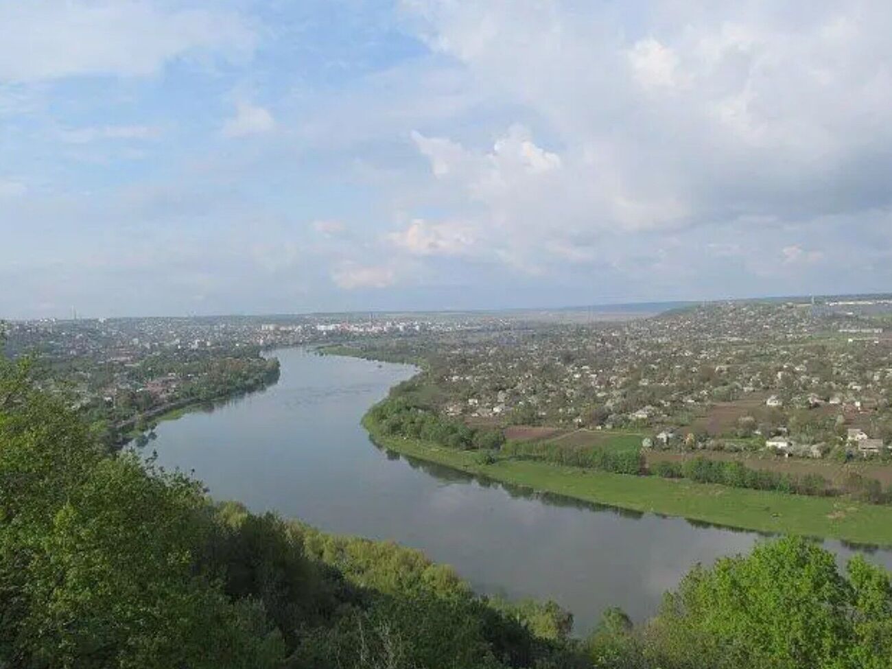 Уже не Тиса. Прикордонники назвали нову "популярну" річку для втечі в Європу