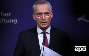 Столтенберг у мемуарах розповідає про Україну й загрозу з боку Трампа