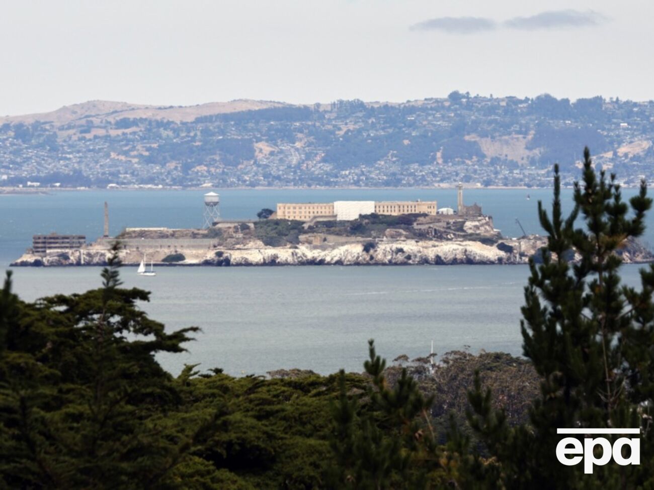 $152 млн – это запрос на финансирование первого года проекта по перестройке Алькатраса