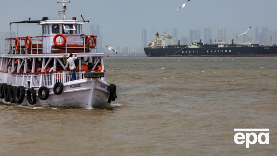 Ормузька протока відкрита для гуманітарних і продовольчих вантажів, повідомили іранські ЗМІ