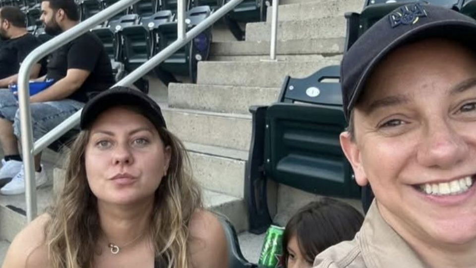 Зарубина (слева на фото) проявила "романтический" интерес к Эштон-Сирилло