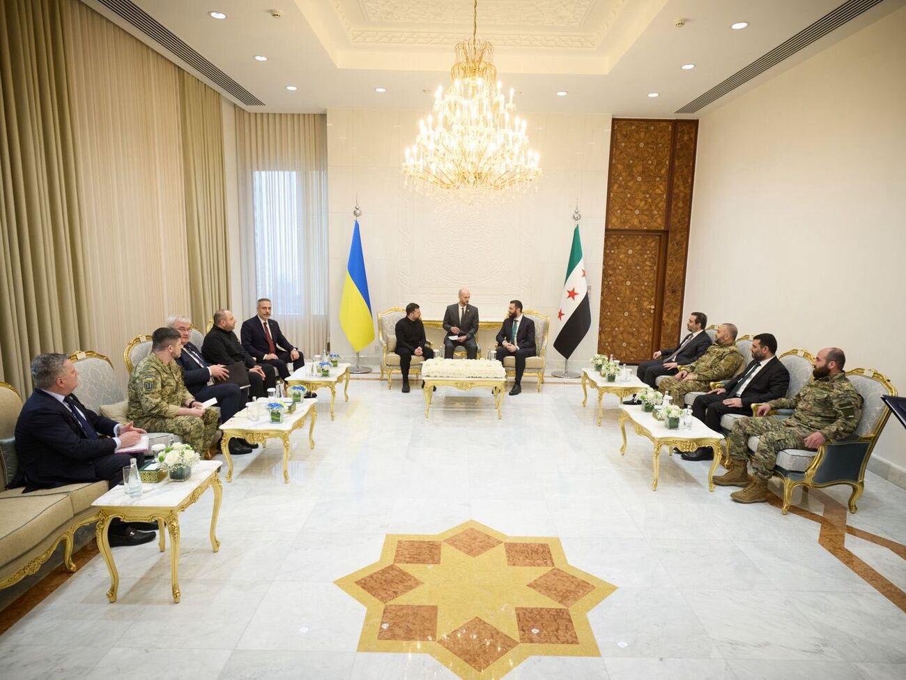 Сибига в Дамаске встретился с главами МИД Сирии и Турции