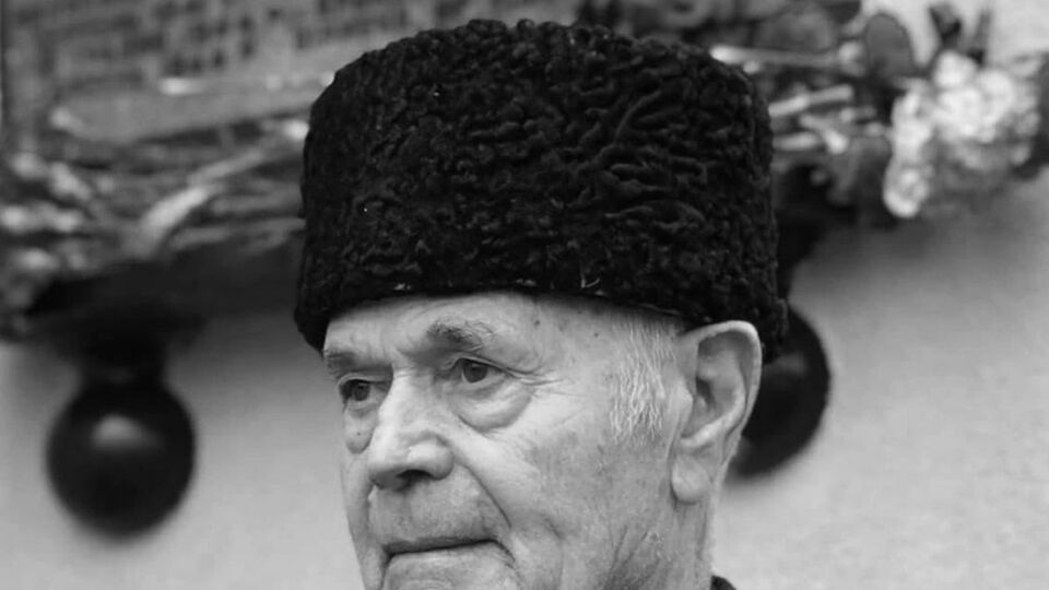 Життя Джемілєва було тісно пов'язане із захистом прав і свобод кримськотатарського народу