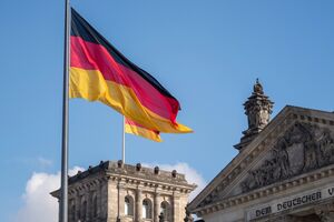 Похожая норма согласования поездок за границу в Германии уже существовала