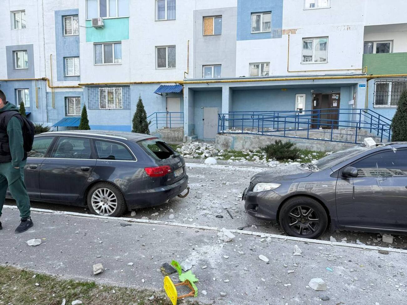 Унаслідок атаки 6 квітня в Харкові постраждало щонайменше п'ятеро людей