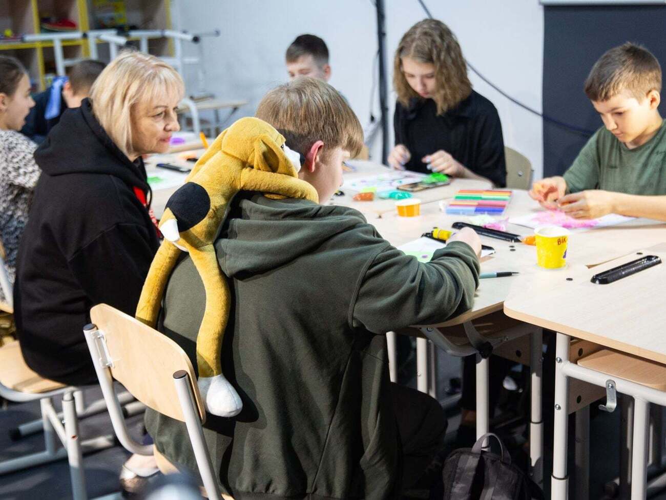 После 6–10 занятий у 95% детей исчезают симптомы травматизации, заявили организаторы проекта