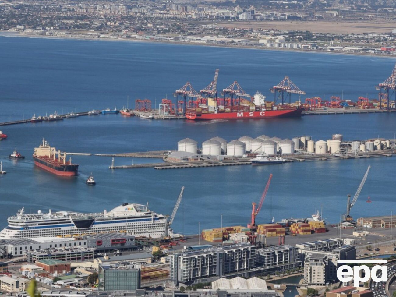 Іранські судна й далі домінують, також протокою пройшов танкер Іраку й судна з Індії