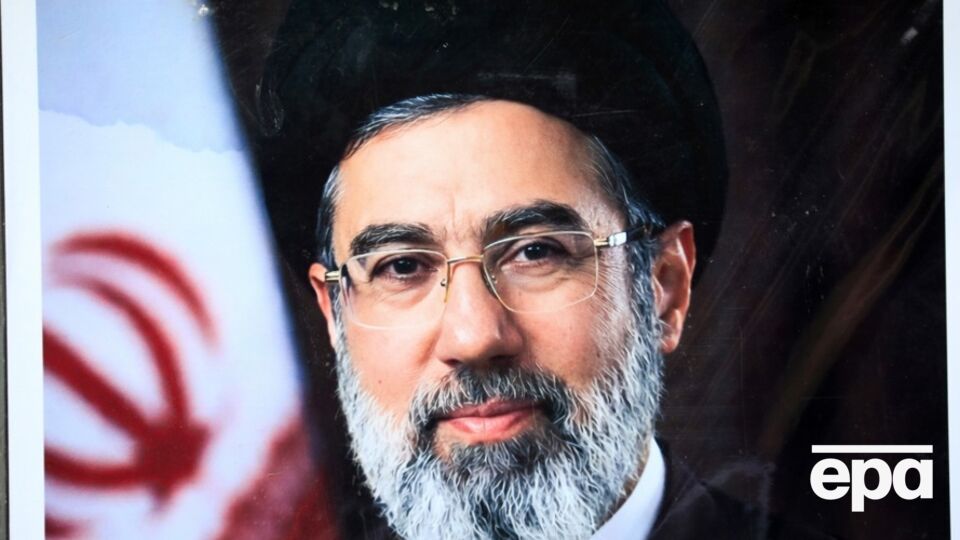За даними ЗМІ, Моджтаба Хаменеї дістав поранення першого дня ударів США й Ізраїлю по Ірану